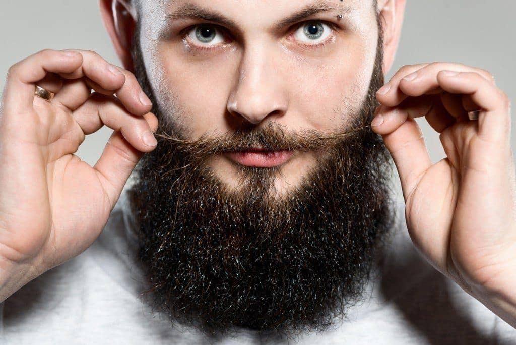 how to apply beard oil